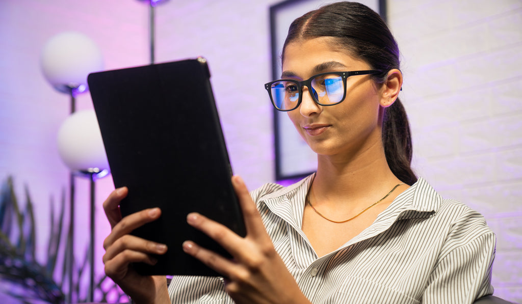 Seeing the Light: The Benefits of Blue Light Blocking Eyeglasses
